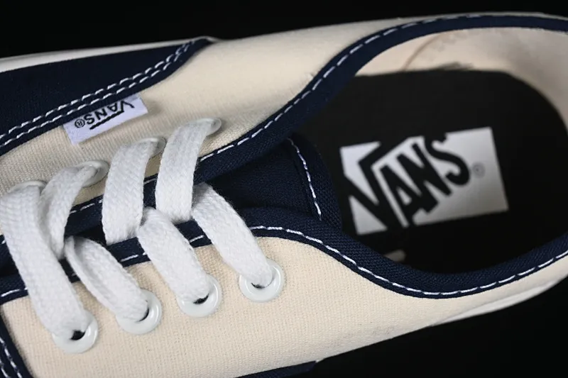 All categories Vans Vans series Vans Low Vans low-top Vans Authentic Reissue 44 Vans official high-end branch low-top casual sneakers VN000CQACIE